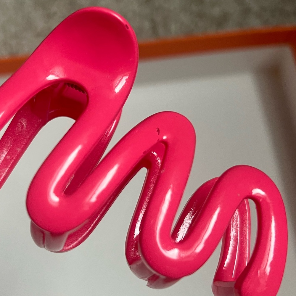 Pink and Red Hair Clips - Picture 3 of 3